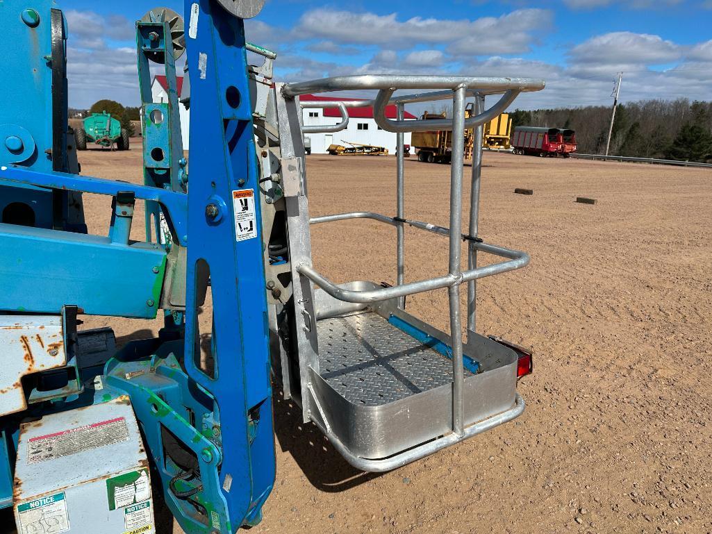 2006 Genie TZ-34/20 electric powered towable boom lift, 34' lift, outriggers, ball hitch,