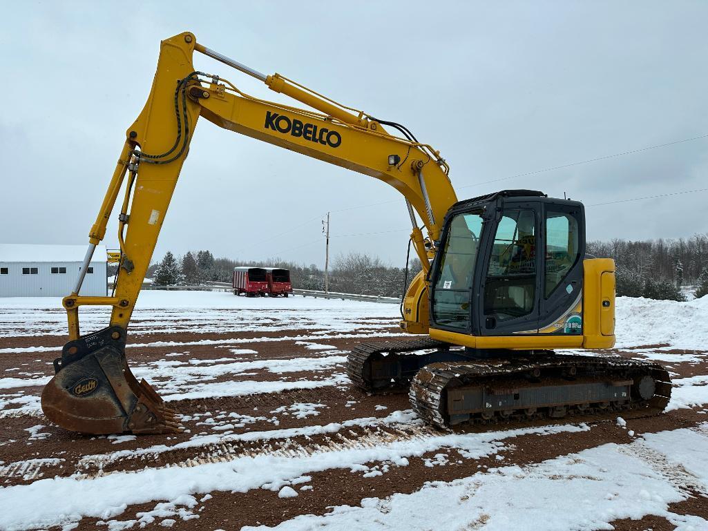 2017 Kobelco SK140SRLC-5 excavator, cab w/AC, 24" track pads, 9'3" stick, 3rd valve, 36" bucket,