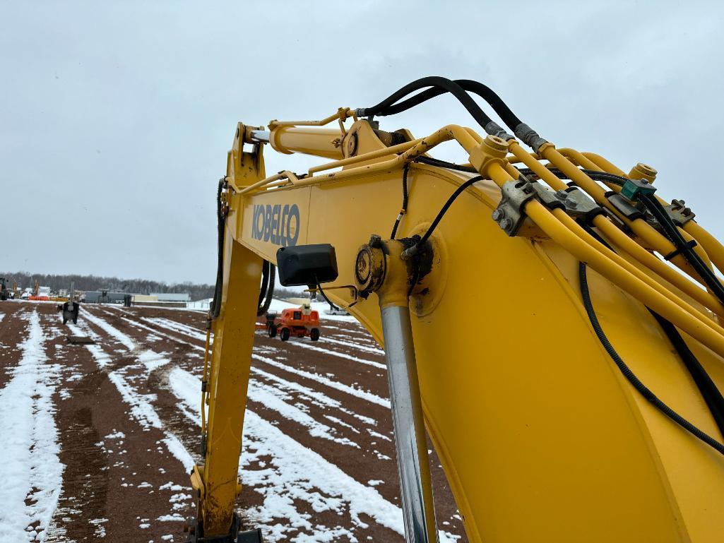 2017 Kobelco SK140SRLC-5 excavator, cab w/AC, 24" track pads, 9'3" stick, 3rd valve, 36" bucket,