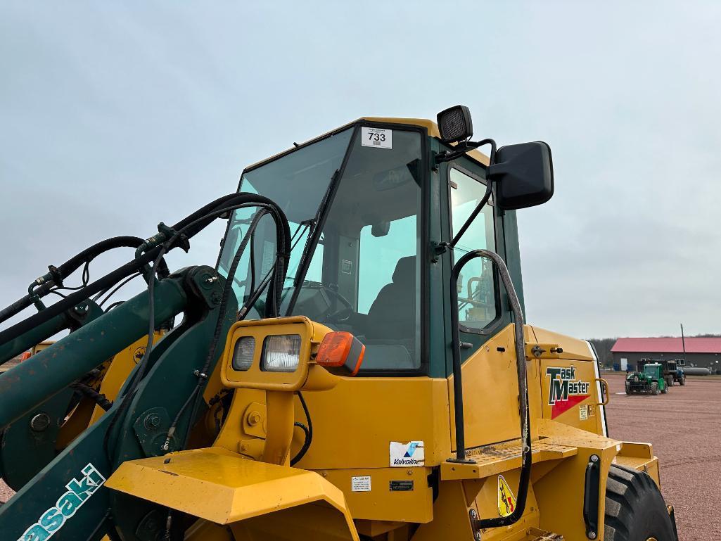 2002 Kawasaki 65TMV wheel loader, cab w/AC, 20.5x25 tires, 4-spd powershift trans, JRB quick coupler