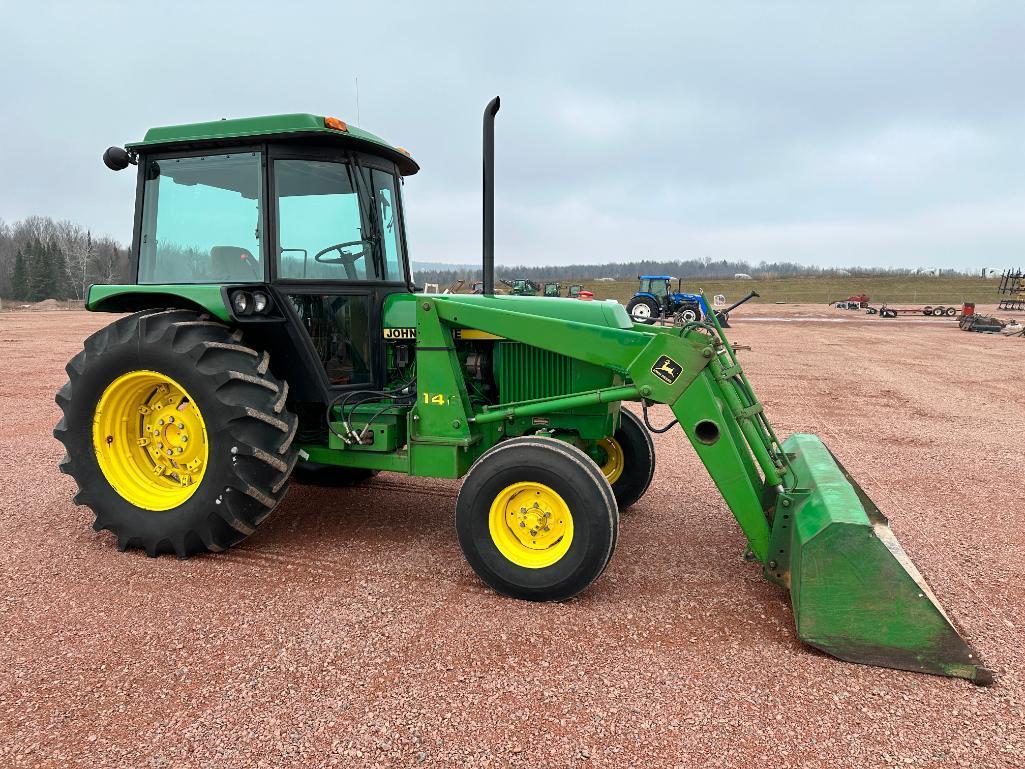 1983 John Deere 2550 tractor, CHA, John Deere 146 loader, 8-spd trans, 18.4x30 rear tires, 2-hyds,