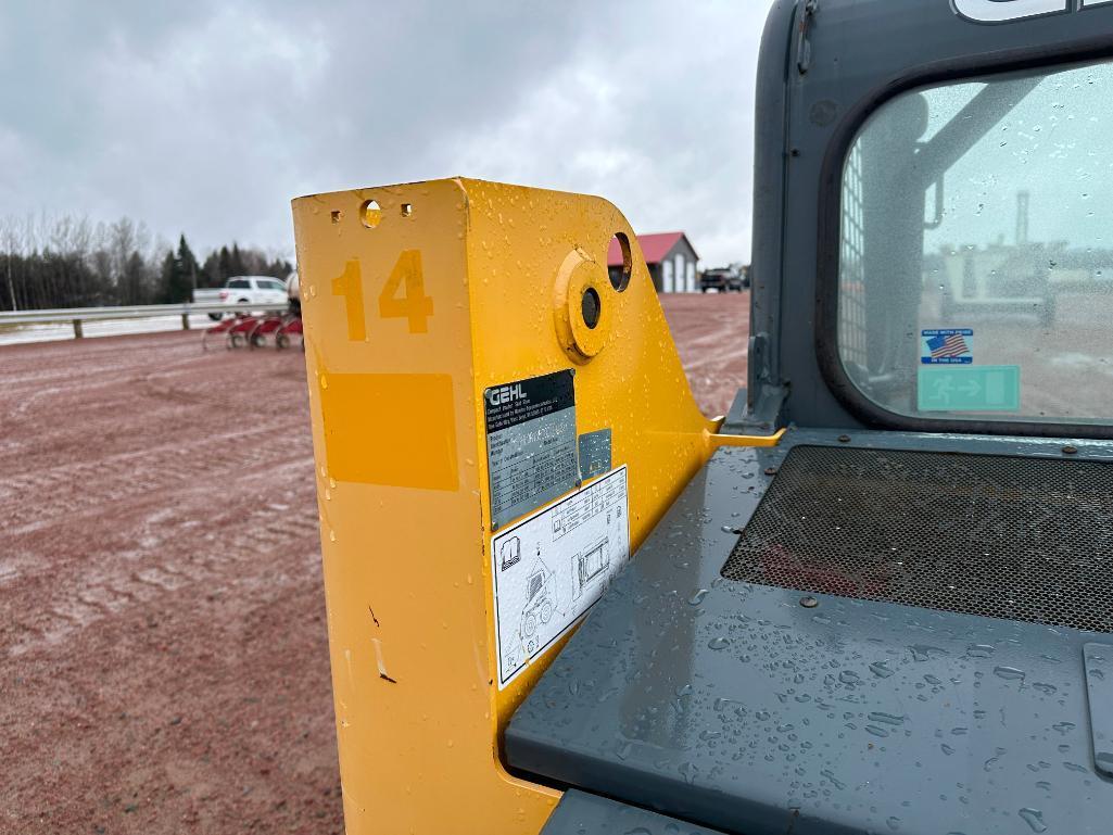 2018 Gehl R135 skid steer, OROPS, aux hyds, 10x16.5 tires, hand & foot controls, Yanmar diesel