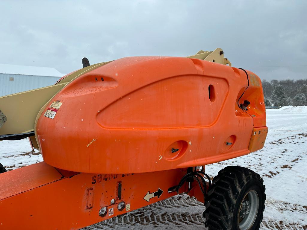 2004 JLG 400S boom lift, Deutz diesel engine, 40' lift, 12x16.5 tires, swivel basket, runs &