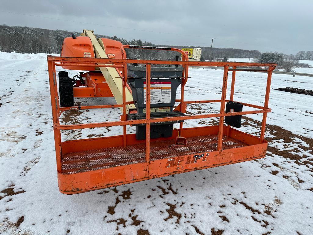 2004 JLG 400S boom lift, Deutz diesel engine, 40' lift, 12x16.5 tires, swivel basket, runs &