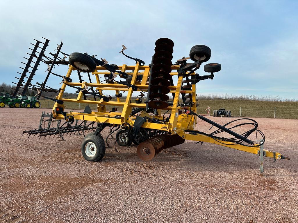 Landoll 850-22 soil finisher, 22', hyd depth controlled disks, 3-bar spike harrow, tandem base