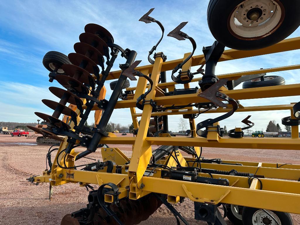 Landoll 850-22 soil finisher, 22', hyd depth controlled disks, 3-bar spike harrow, tandem base