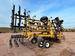 Landoll 850-22 soil finisher, 22', hyd depth controlled disks, 3-bar spike harrow, tandem base