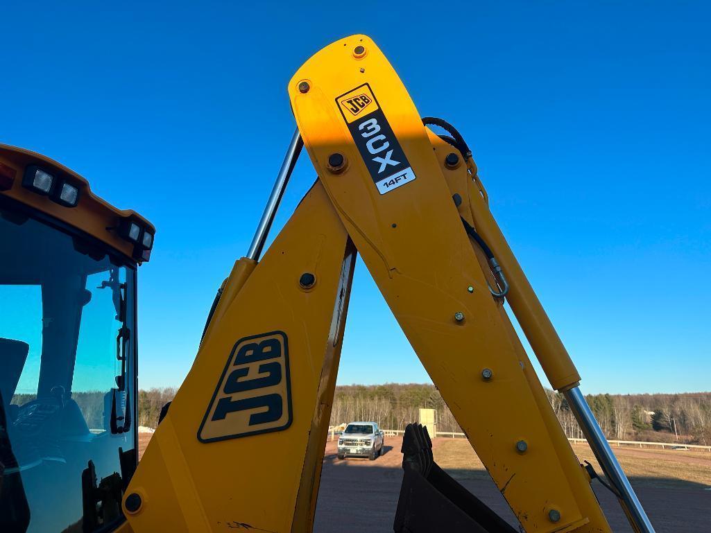 JCB 3CX tractor loader backhoe, cab w/AC, 4x4, ext hoe, shuttle trans, 2-stick control, quick