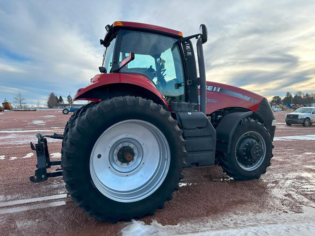 2013 Case IH Magnum 235 tractor, CHA, MFD, 480/80R46 axle duals, 19- spd powershift trans, front