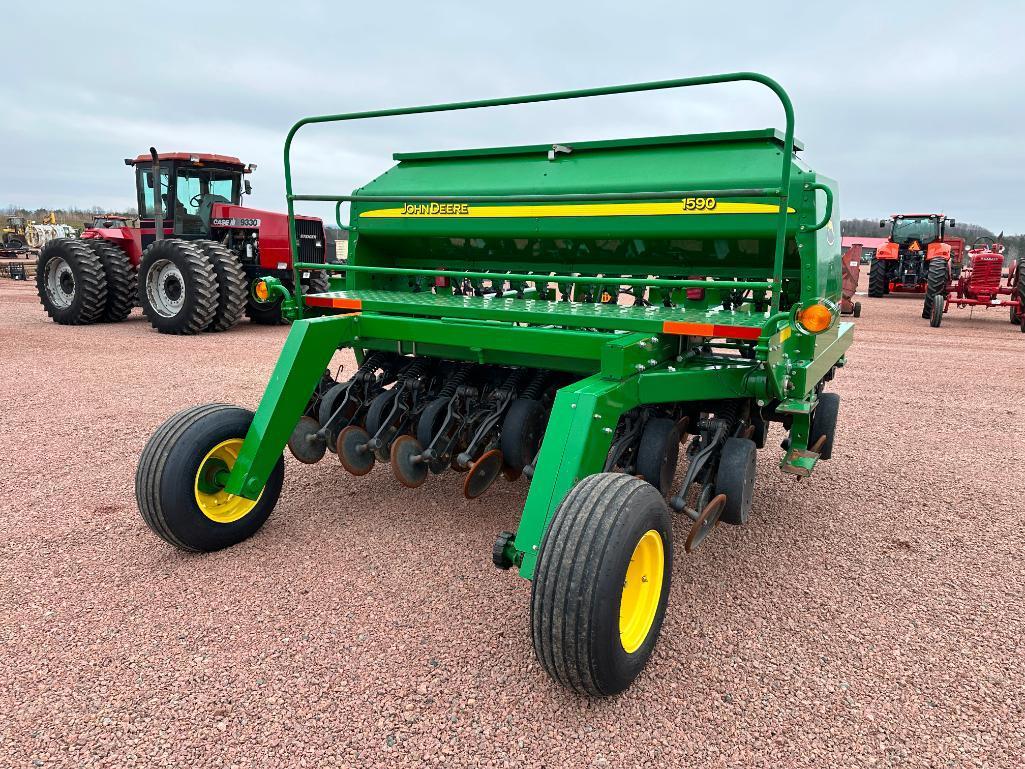 2014 John Deere 1590 10' no till grain drill, grass seed, 7 1/2" spacing, drawbar hitch, SN: