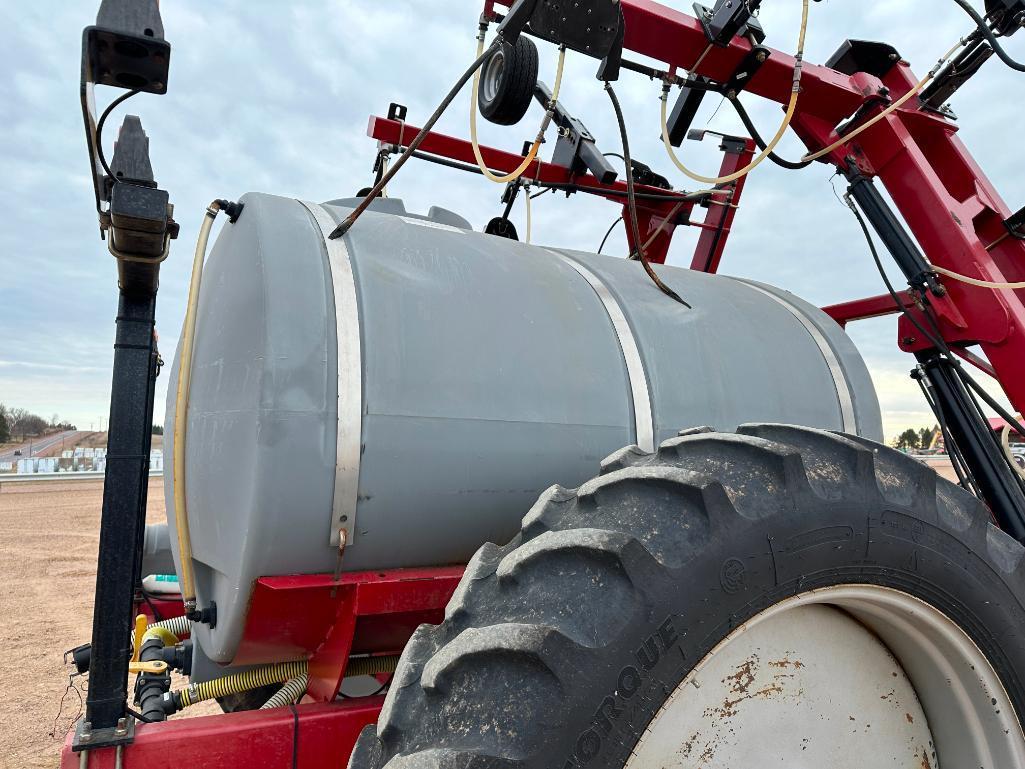 2013 Case IH 2800 Nutri-Placer 16-row fertilizer applicator, Y drop units, 1,300-gallon poly tank,