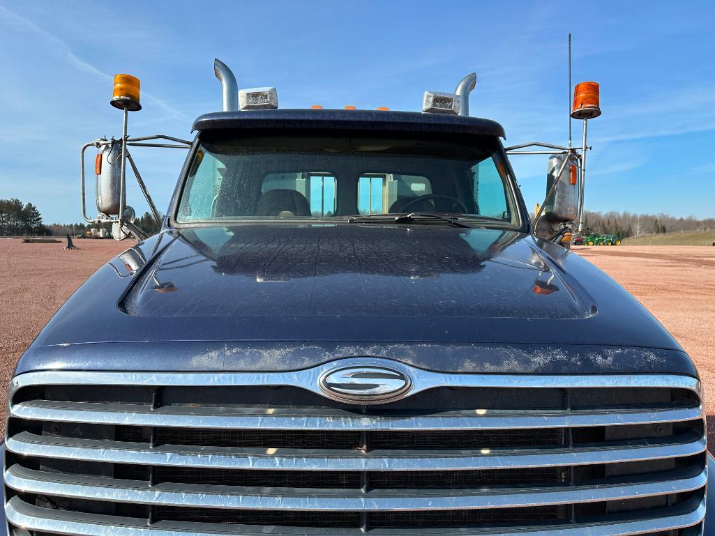 (TITLE) 2004 Sterling tri axle day cab truck tractor, Cat C15 @475 diesel engine, 18-spd trans,