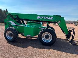 2013 Skytrak 6042 telehandler, cab w/heat, 4x4, 6,000 lb capacity, 42' lift, 4-speed powershift