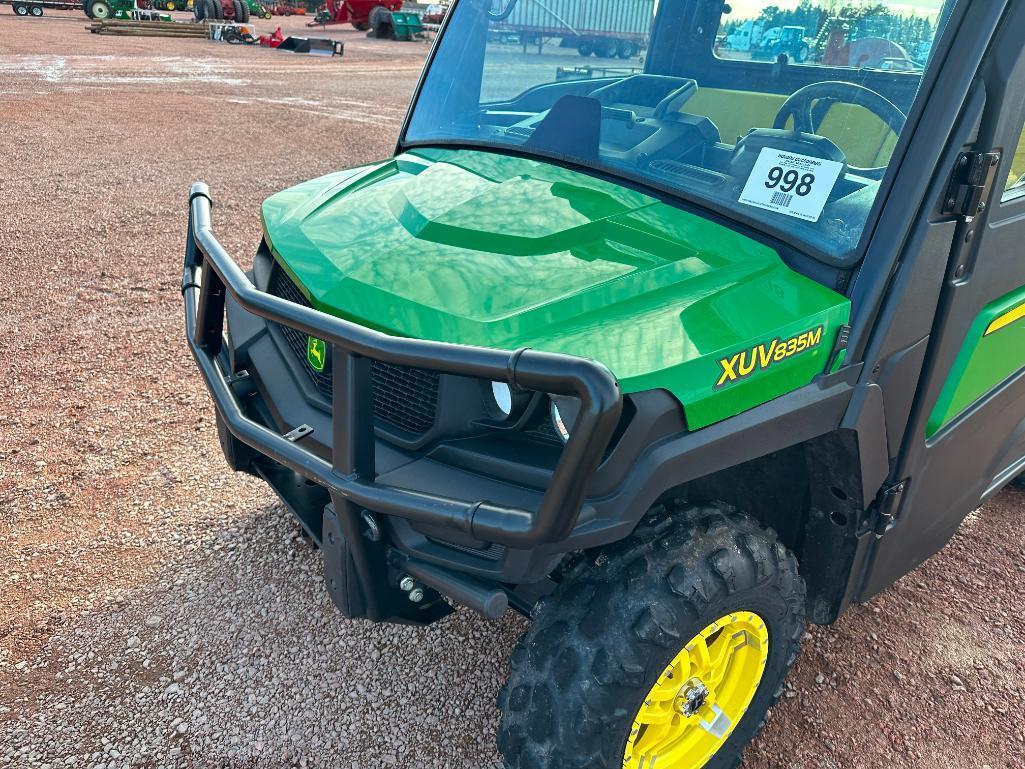 2019 John Deere XUV 835M Gator utility vehicle, cab w/AC, 4x4, gas engine, power dump bed, brush