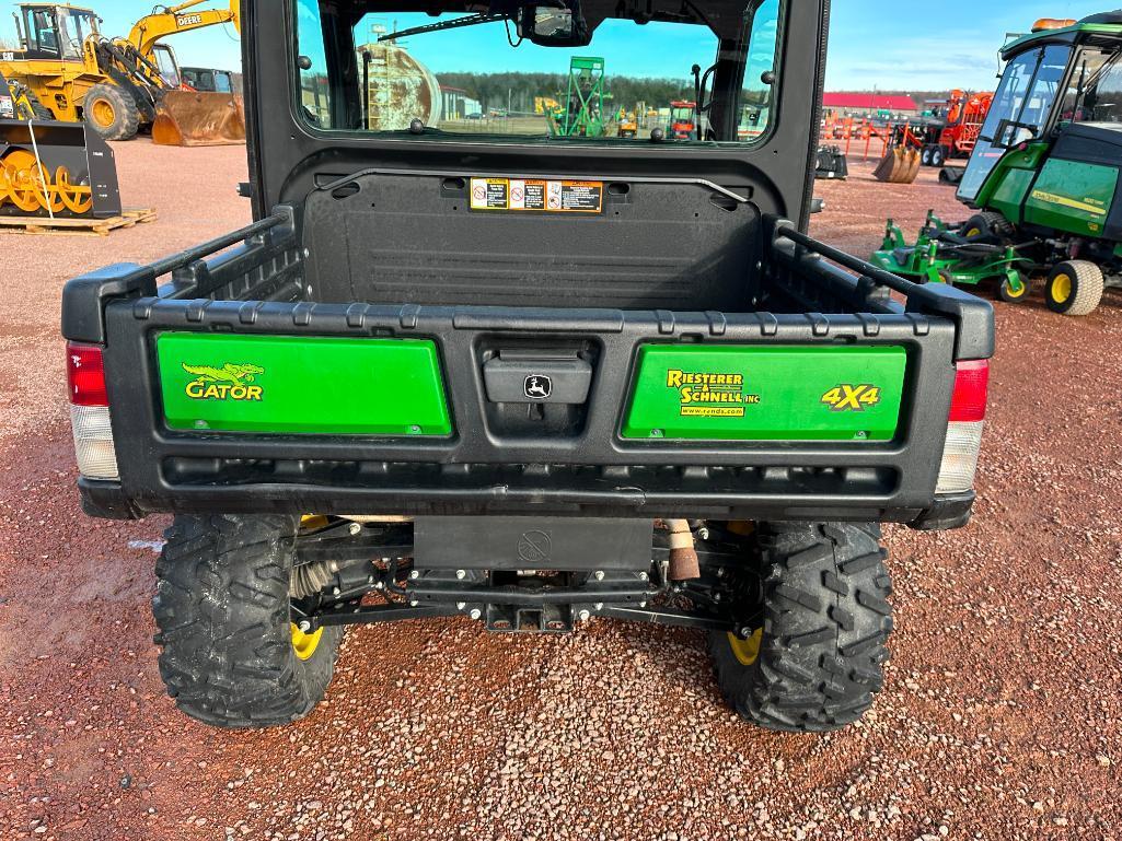 2019 John Deere XUV 835M Gator utility vehicle, cab w/AC, 4x4, gas engine, power dump bed, brush