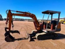 Takeuchi F3 Tiger excavator, OROPS, steel tracks, hyd thumb, front blade, runs & operates, 3,773 hrs