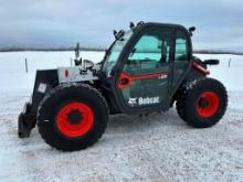 2018 Bobcat V519 telehandler, cab w/AC, 4x4, 5,500 lb capacity, 19' lift, hydro trans, 395/8520