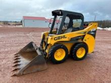 2018 Gehl R135 skid steer, OROPS, aux hyds, 10x16.5 tires, hand & foot controls, Yanmar diesel