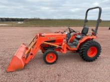 2005 Kubota B7800 compact tractor, open station, 4x4, Kubota LA402-1 loader, hydro trans, R4 tires,