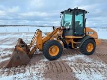 2006 Case 321 E wheel loader, cab w/AC, 405/70R20 tires, hydro trans, 4 in 1 quick coupler bucket,