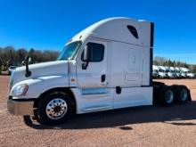 (TITLE) 2015 Freightliner Cascadia Evolution 125 sleeper cab truck tractor, tandem axle, Detroit