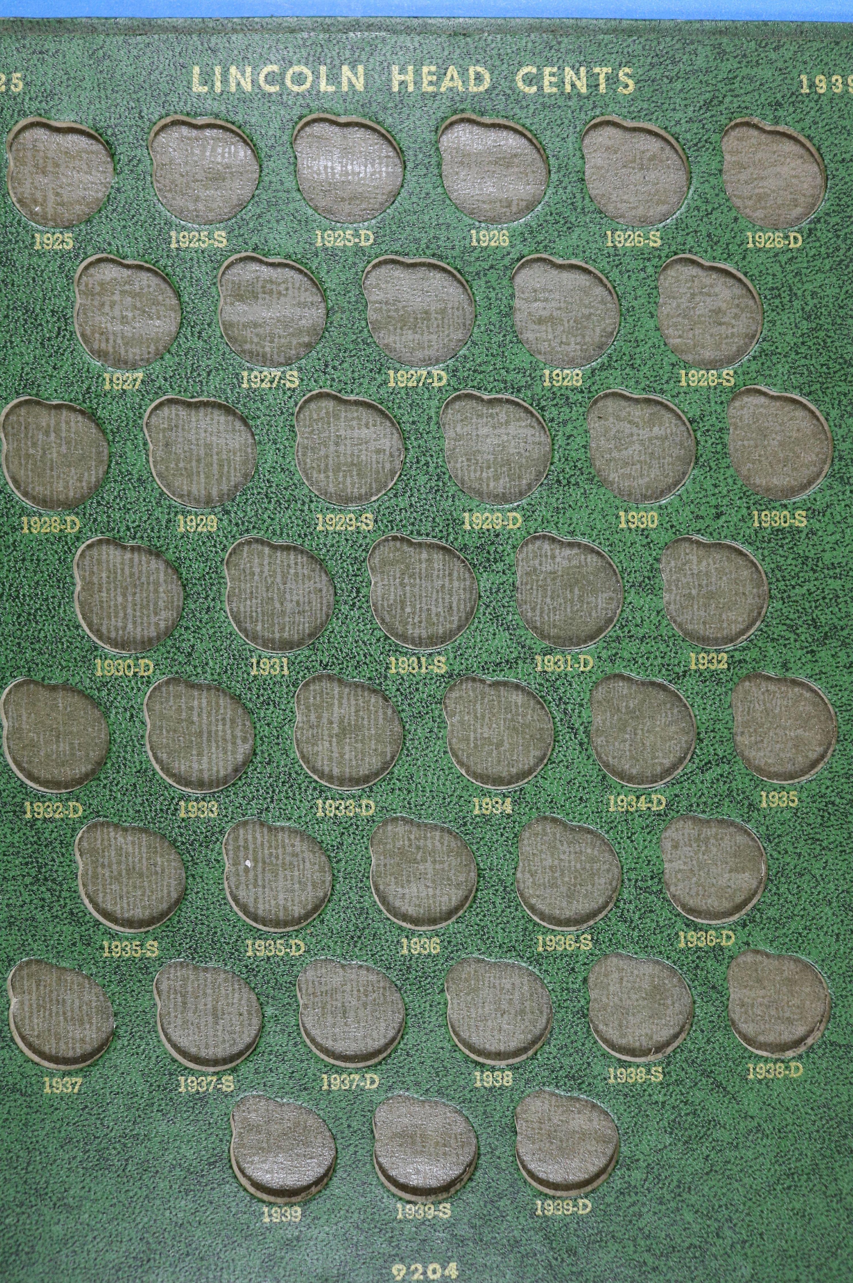 Book Collection of 40 Pennies - 32 Wheat Pennies & 8 Memorial Pennies