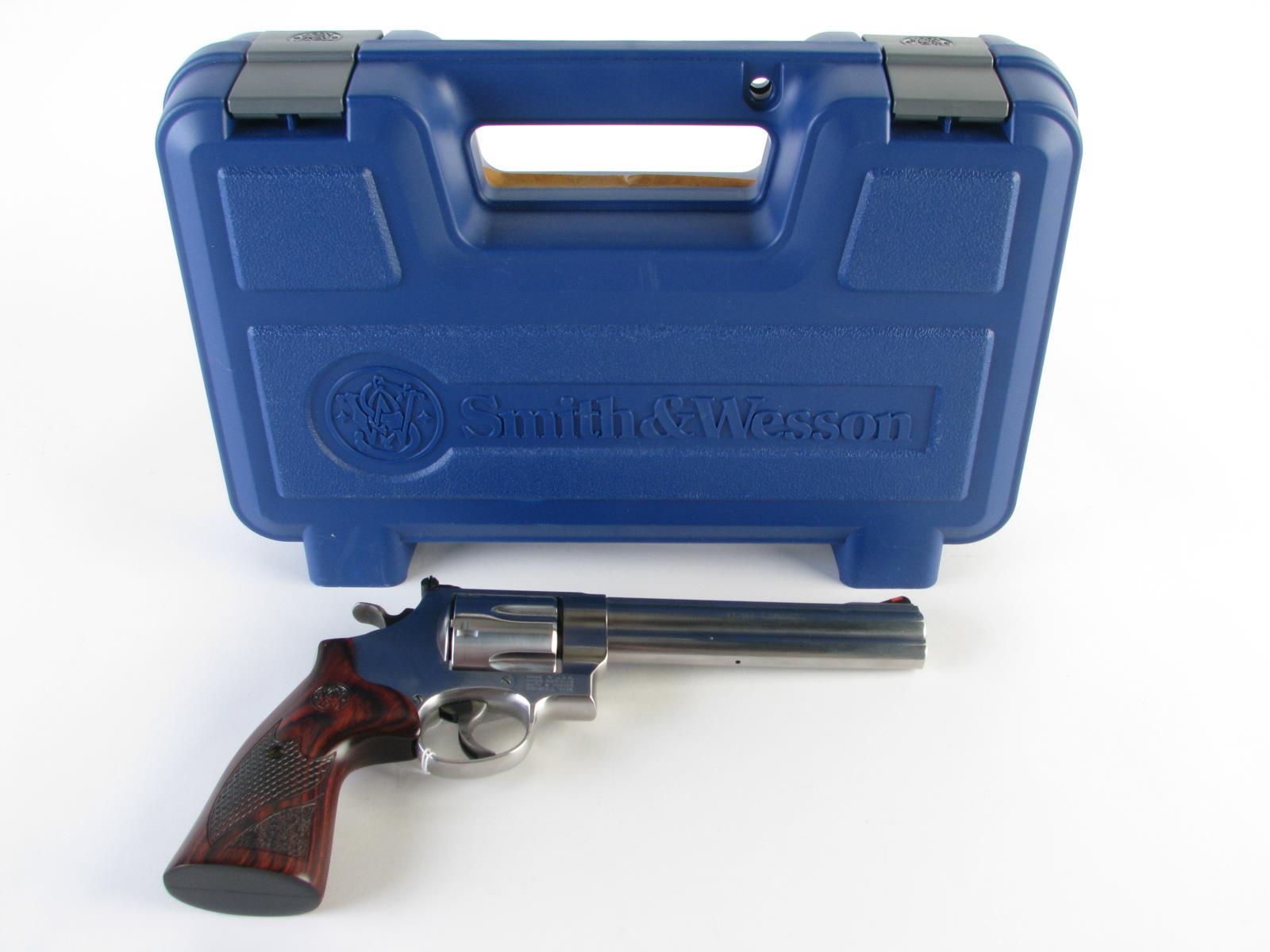 Smith & Wesson mdl 629-6, .44 Mag Revolver