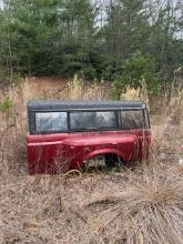 ford OBS bed 8’ long wheel base dual rear wheels with topper / bed in great shape