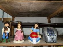 3 dancing figurines, radio