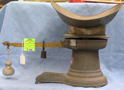 Antique cast iron country store scale by Howell