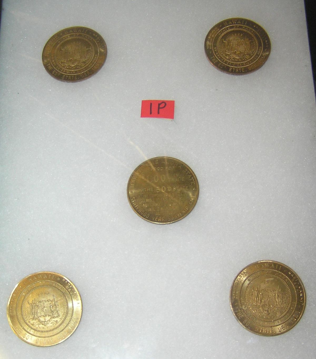 Group of state of Hawaii brass comemmorative medallions