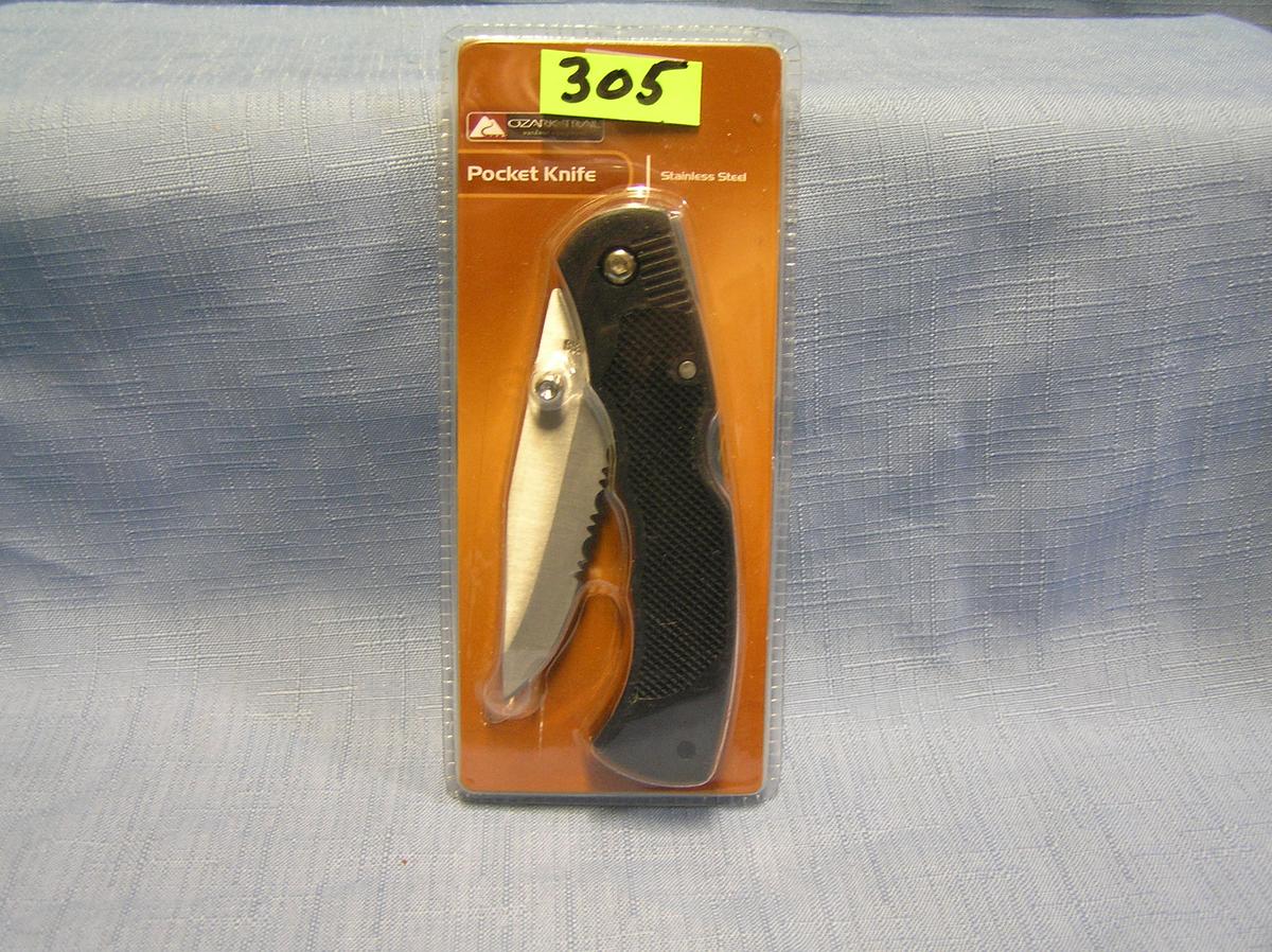 Ozark trail pocket knife mint in package