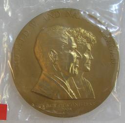 Ronald and Nancy Reagan Peace bronze medallion