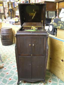 Antique RCA victor phonograph with gold trim