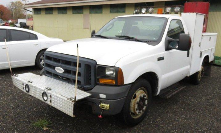 2006 Ford F350 Service Truck