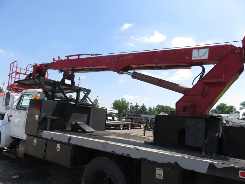 1999 International 4700 Bucket Truck