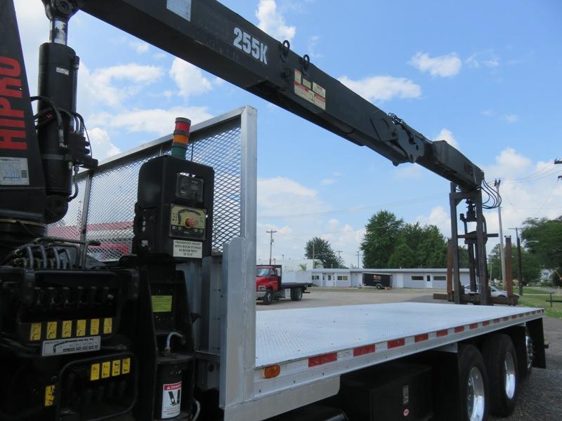 2006 Kenworth T800 Drywall Crane