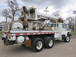 1994 International 4900 Digger Derrick