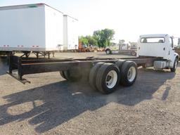 2007 Freightliner M2106 Cab & Chassis