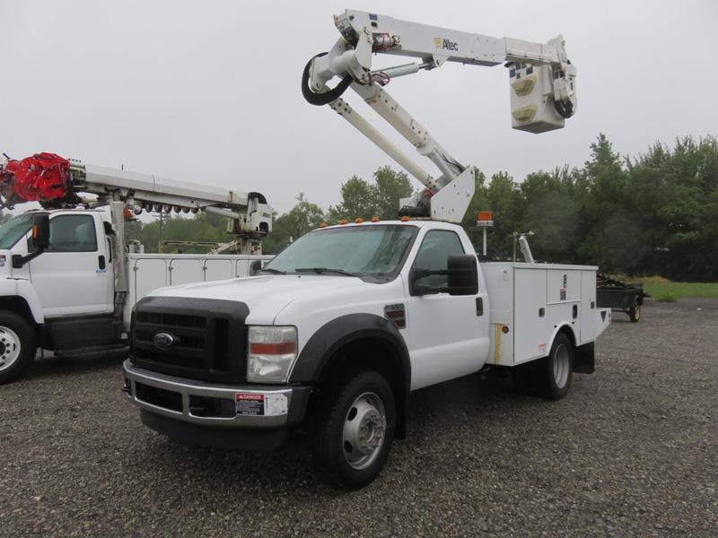 2010 Ford F550 Bucket Truck