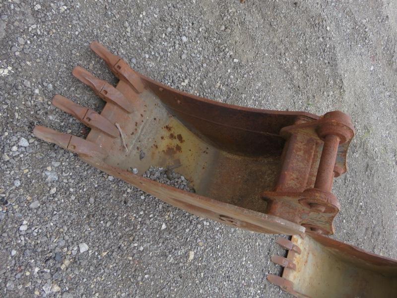 18" CP Excavator Bucket