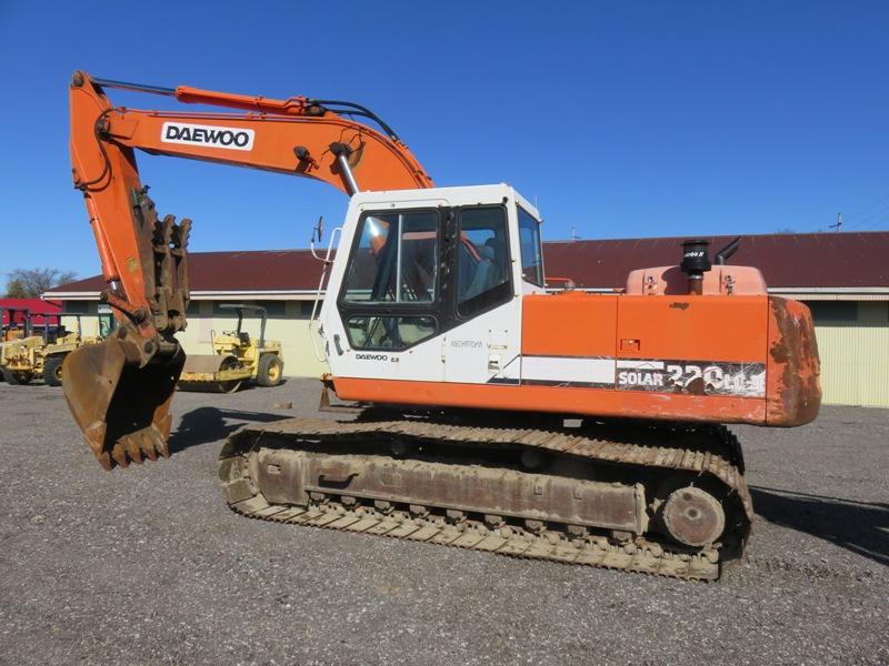 2001 Daewoo Sl220LC-III Excavator