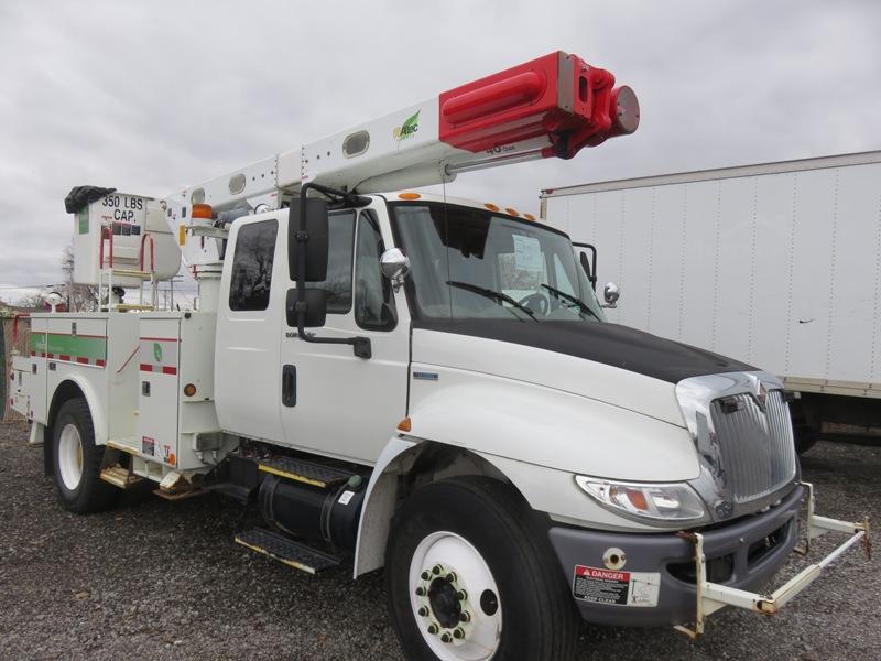 2009 International 4300 Bucket Truck