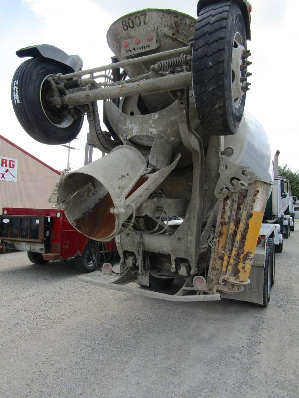 2004 Mack CV713 Mixer Truck