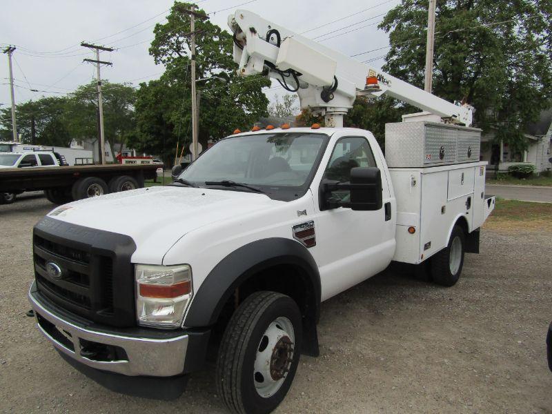 2008 Ford F450 Bucket Truck