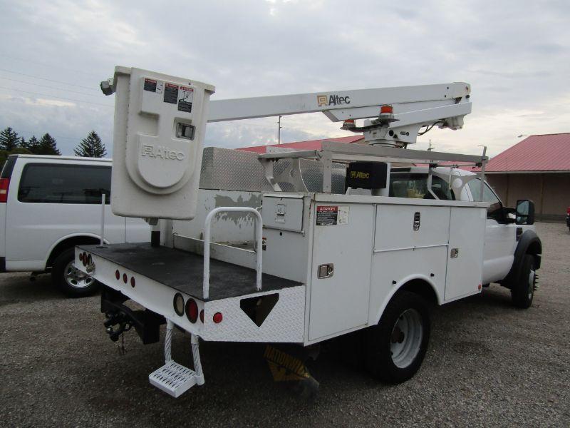 2008 Ford F450 Bucket Truck