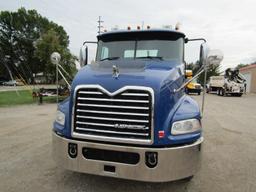 2013 Mack CXU613 Daycab