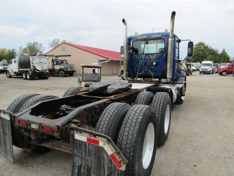 2013 Mack CXU613 Daycab