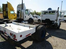 2000 Freightliner FL70 Cab & Chassis