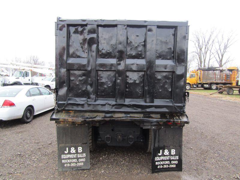 2006 Freightliner M2112 Dump Truck